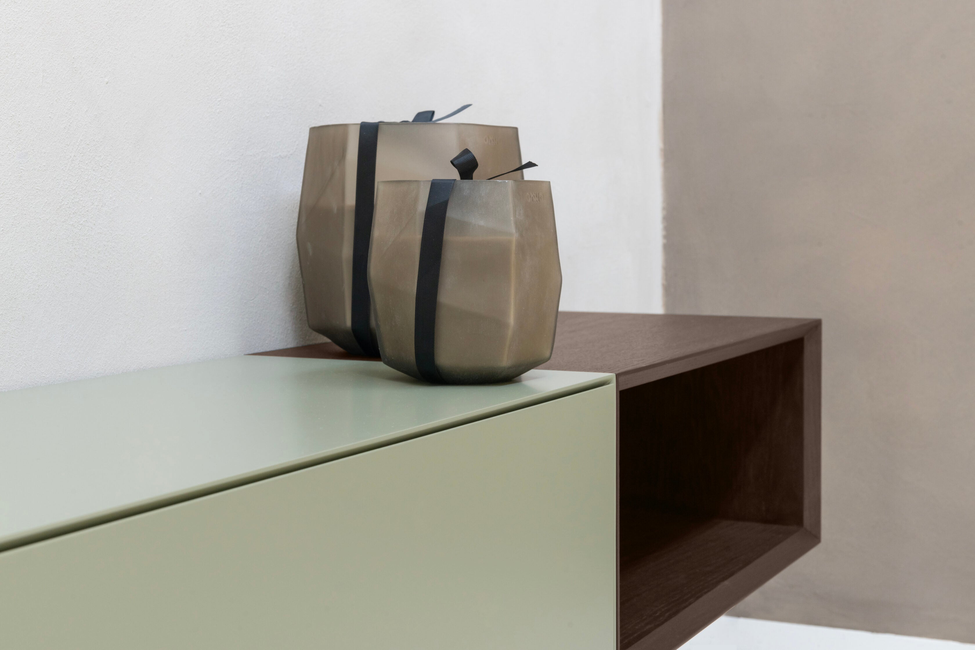 TV-meubel Zyan - Zwevend - Groen - MDF - 2 kleppen - Open vak