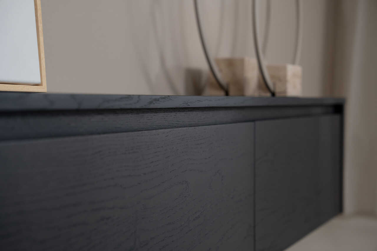 TV-meubel Runa - Zwevend - Zwart - Eiken - 4 kleppen