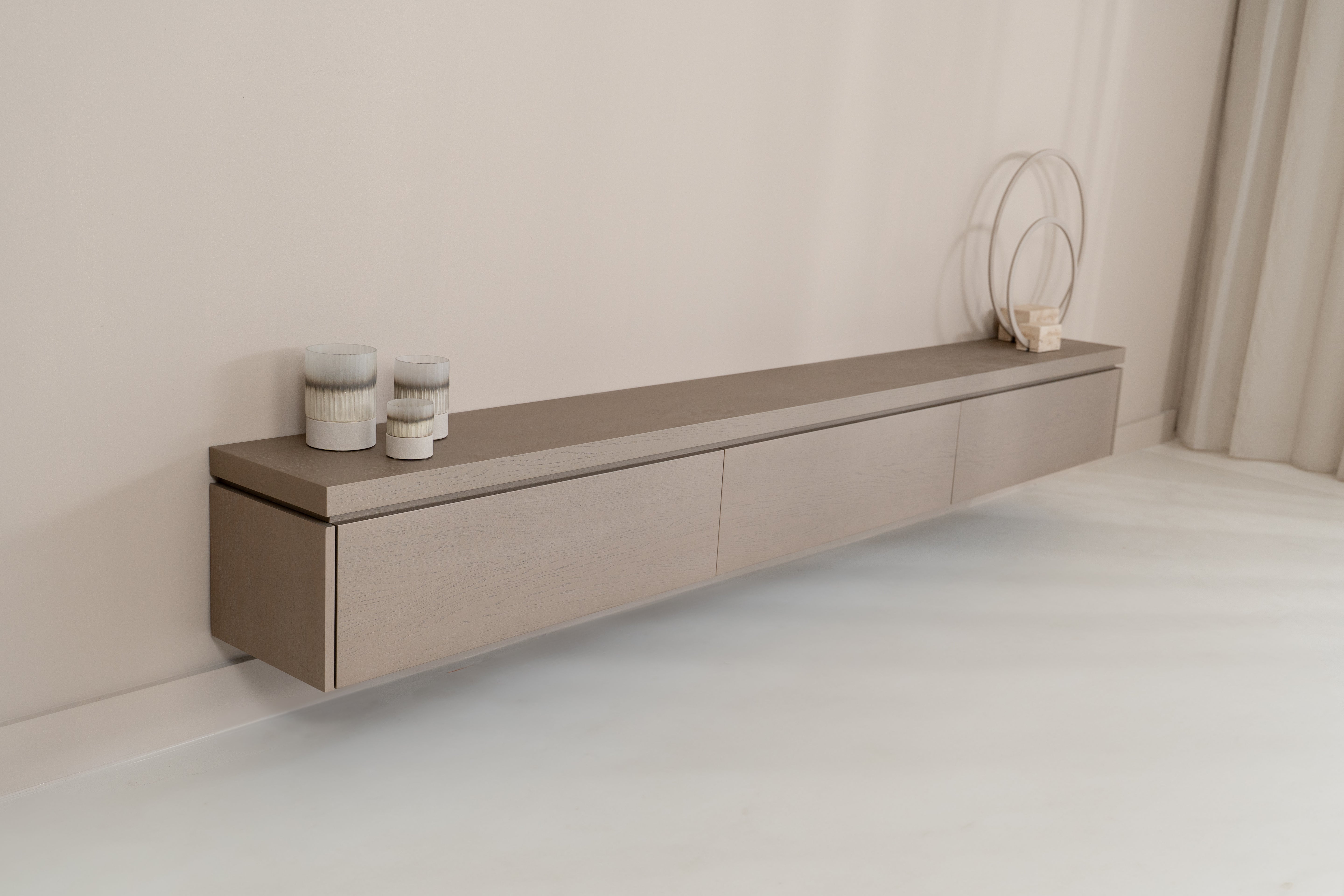 TV-meubel Rockefeller - Zwevend - Beige - Eiken - 3 kleppen