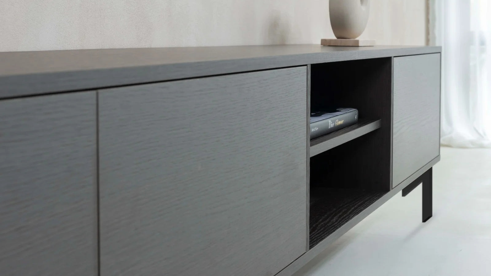 tv kast hotel chique