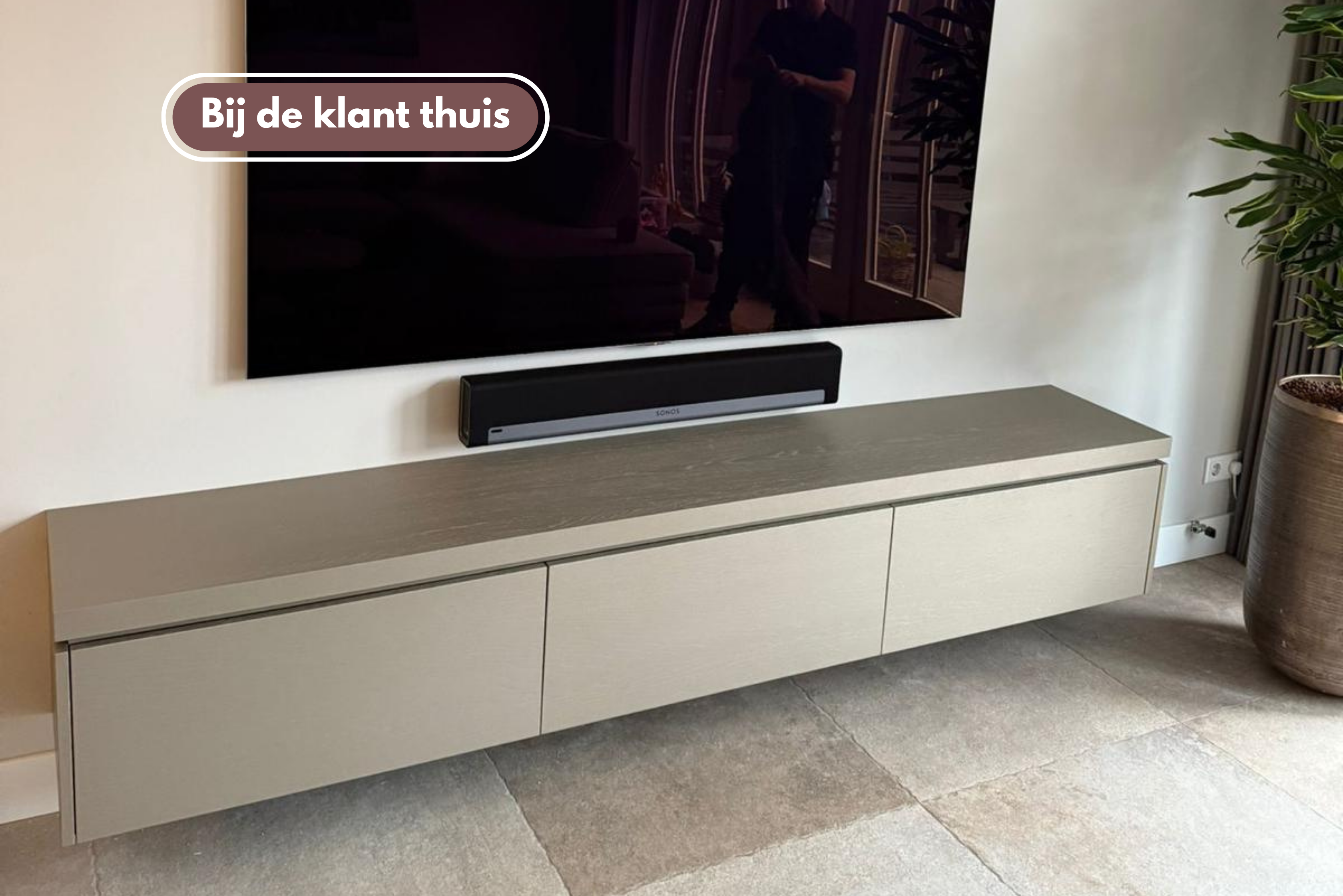 TV-meubel Rockefeller - Zwevend - Eiken - 3 kleppen