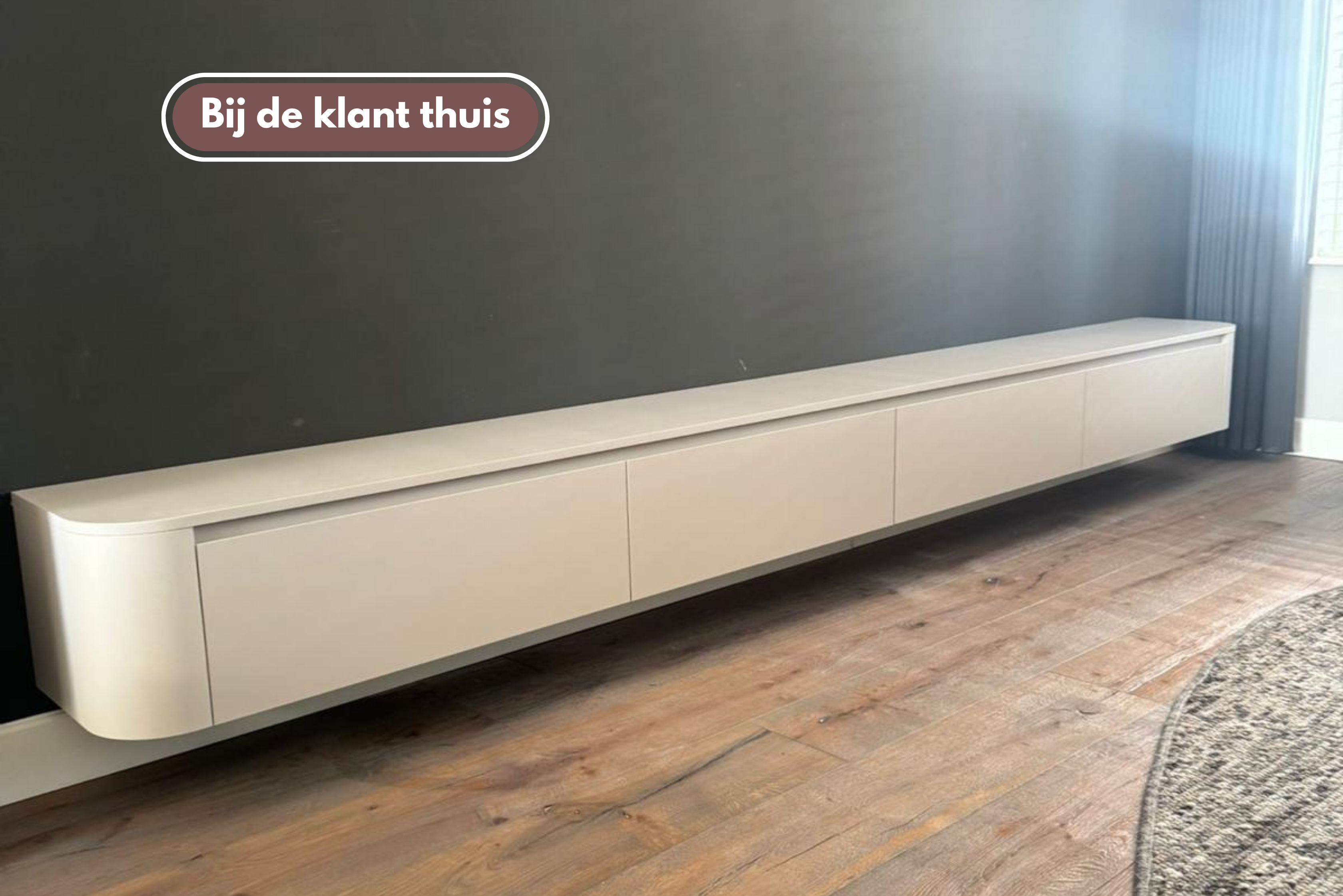 TV-meubel Runa - Zwevend - MDF - 4 kleppen