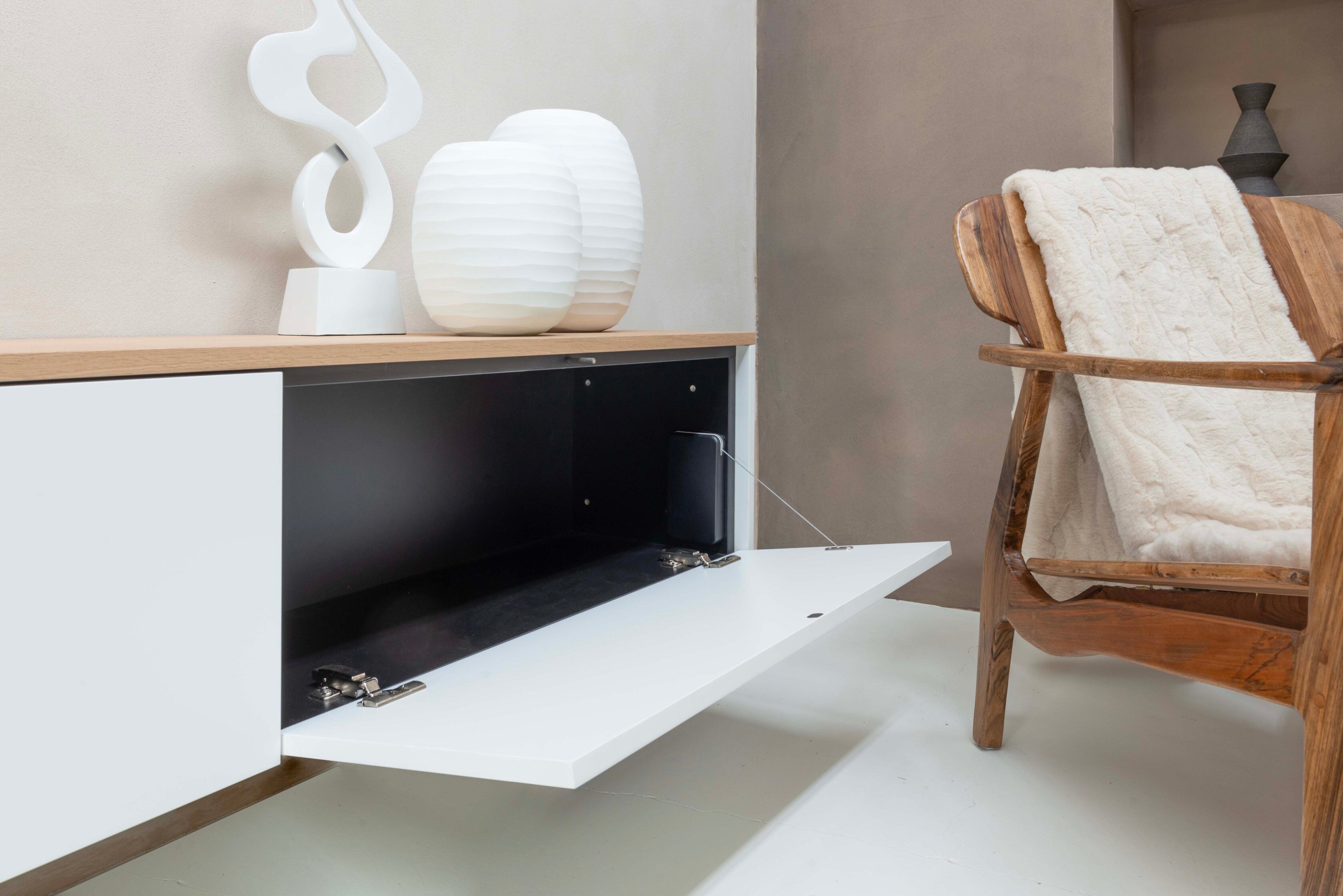 TV-meubel Johnson - Zwevend - Wit - MDF - 3 kleppen