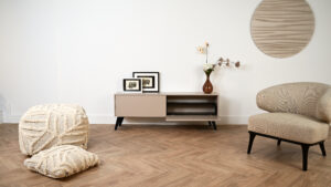 Jessie | tv meubel op zwarte retro pootjes | Strak | MDF | Scandinavisch Design | 2 Kleppen | 120 – 160 cm